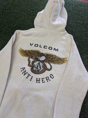 Volcom x Anti Hero Collab Hoodie Mens M Cream Eagle Snake Graphic Streetwear